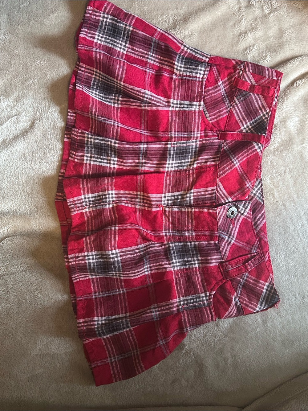 Vintage Y2k early 2000s Bongo red plaid pleated low rise micro mini skirt